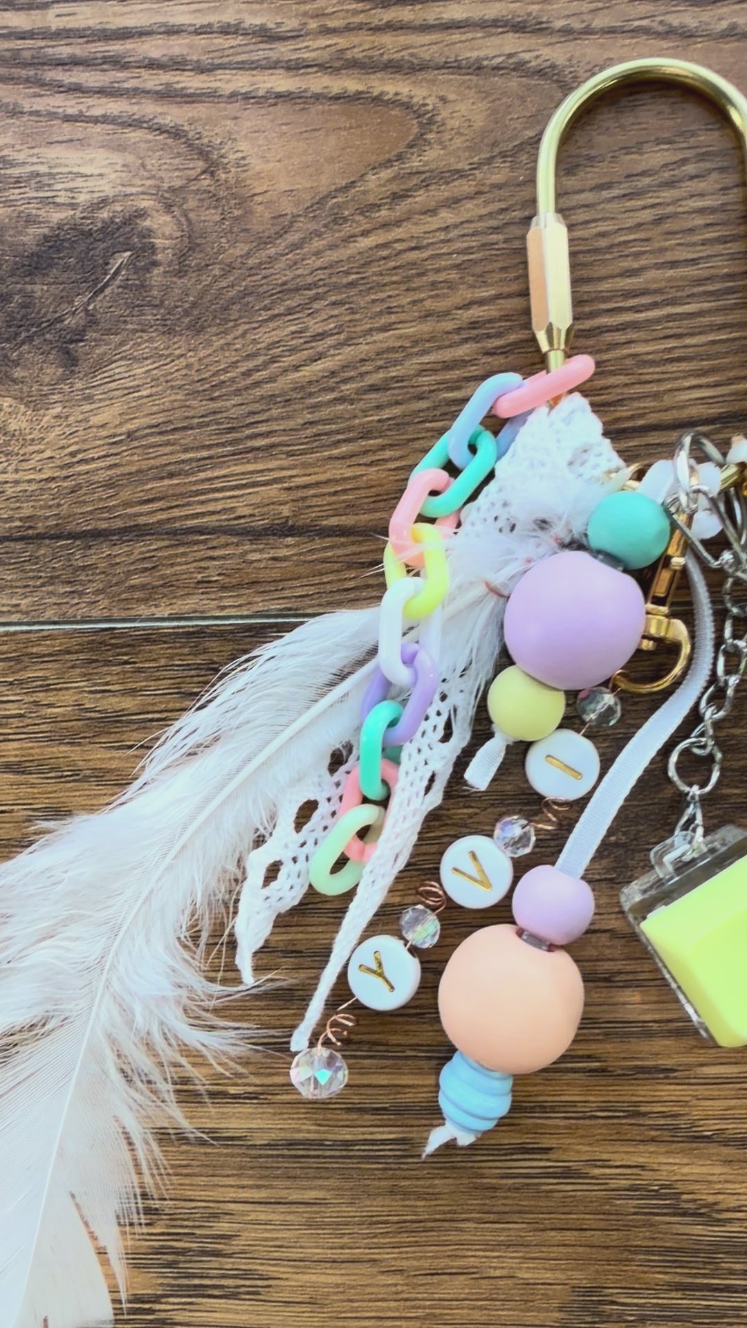 DIY Sensory Keychain + 10 Mystery Pulls